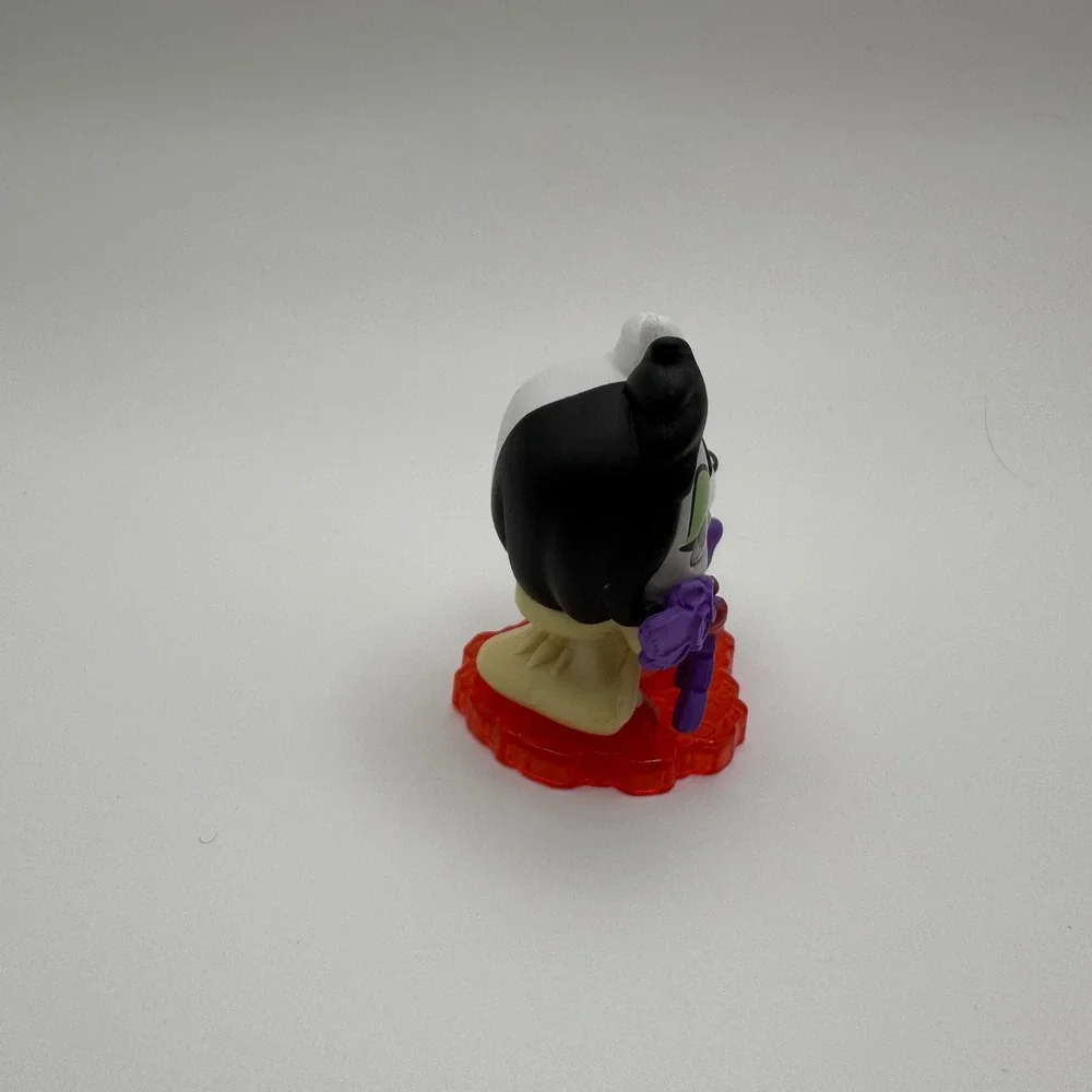 Disney Doorables Cruella De Vil And Dalmatian Figure Ticket to Fun
